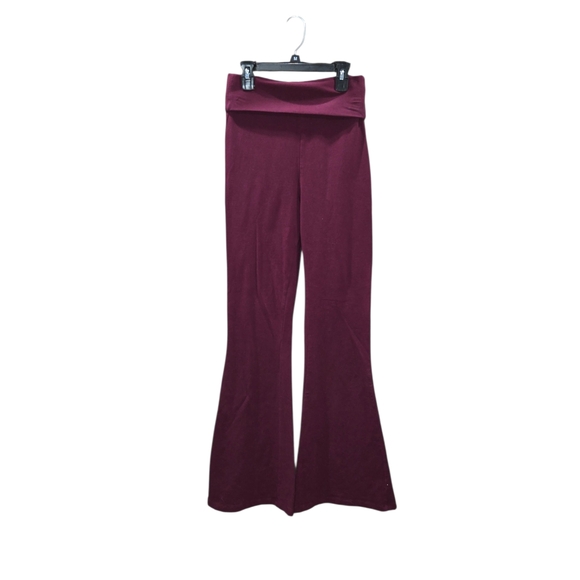 Zenana Signature Maroon Flared Leggings Size S - Picture 1 of 3